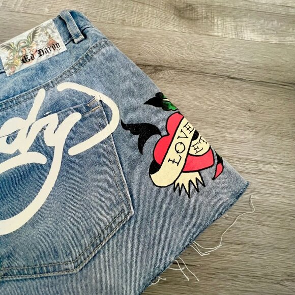 Ed Hardy-Love Eternal-Jean Denim Shorts-Light Vintage Blue-Heart/Flower-Size 30 - Picture 11 of 14